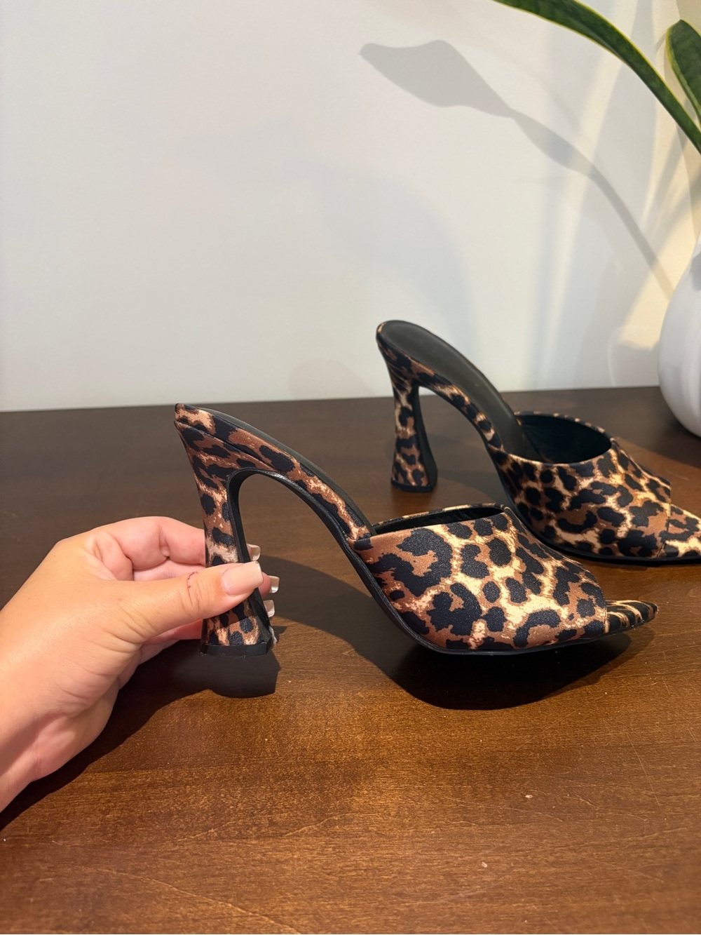 Leopard Print Open-Toe Heeled Mules - Brown/Black